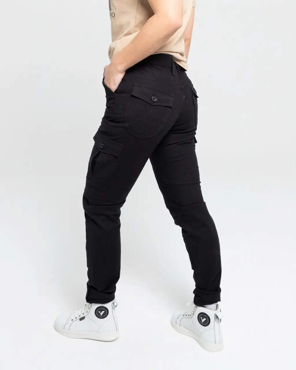 Trousers_Mixed_Slim_III_Lady_Black_8 en tamaño grande.webp
