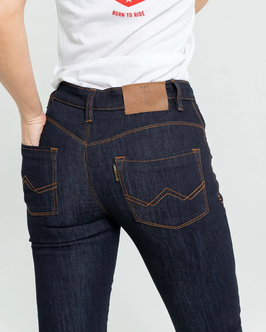 Trouser_Route_II_Lady_Dark_Blue_5 en tamaño grande.webp