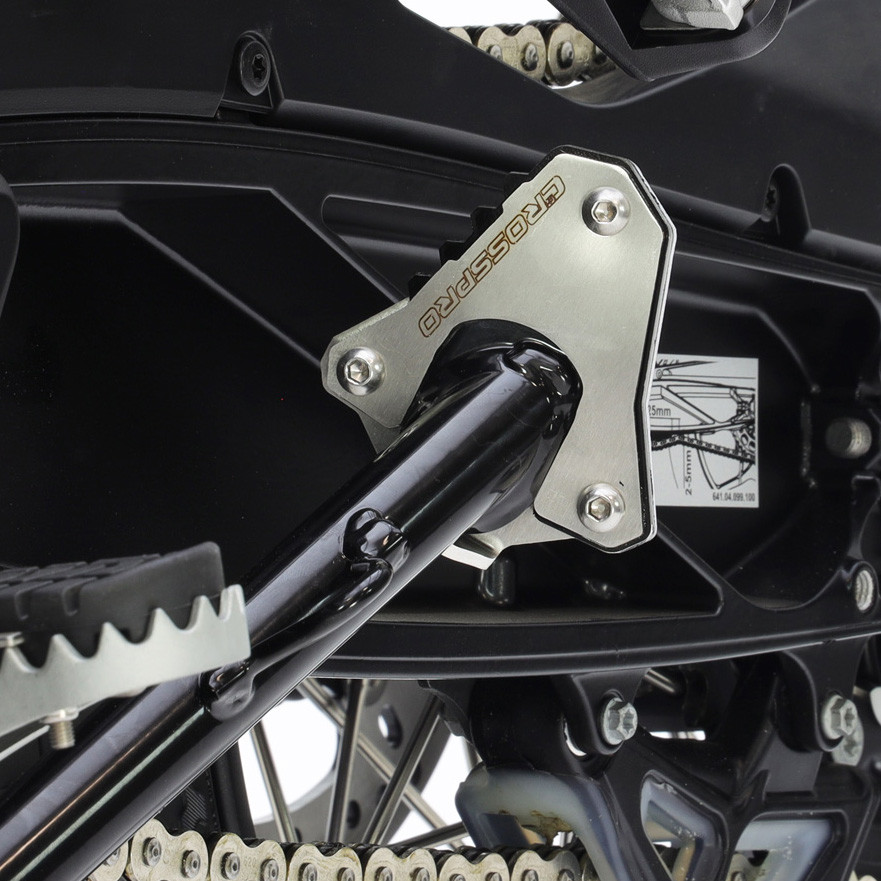 Base Caballete Lateral Crosspro Husq Norden / Exp 23-25 / KTM Adv 23-24 / R 23-25... Negro T
